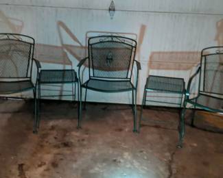 Metal Lawn Furniture 3 Pieces