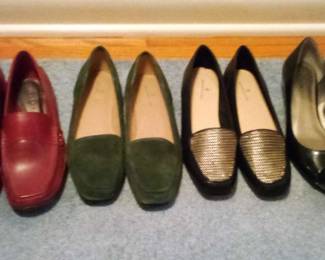 Ladies Bandolino Shoes 4 Pair