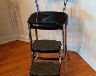 Stylaire Chair With Folding Steps