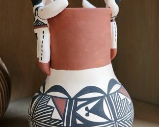 Acoma Pueblo Native American Indian Pottery with Storytellers Katherine Lewis