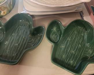 Treasure Craft Large Cactus Chip Bowls