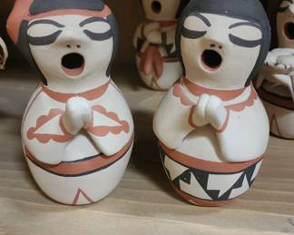 11 Piece Pottery Polychrome Nacimiento Set (3/5)
