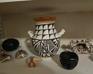 Acoma Pueblo Pottery