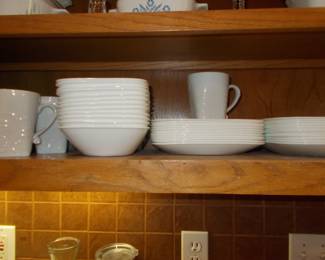 Lots of Corelle