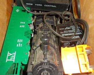 5 train cars, track and more