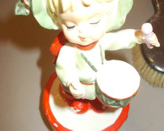 Music box with tiny damage