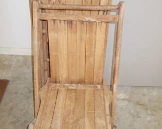 5 vintage wooden folding chairs