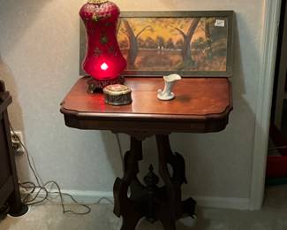 Bedroom - Small table, framed picture, miscellaneous decor + lamp with base that also lights up