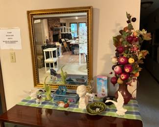 Living room - various decor 