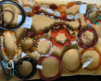 Vintage bracelets, including some bakelite.