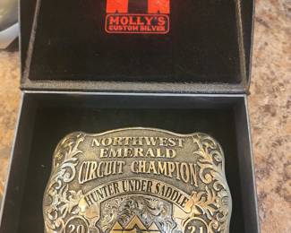SILVER BELT BUCKLE