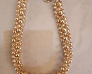 FAUX PEARL NECKLACE VINTAGE COSTUME JEWELRY