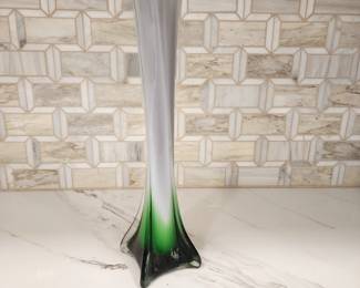 VINTAGE CALLA LILY BLOWN GLASS VASE