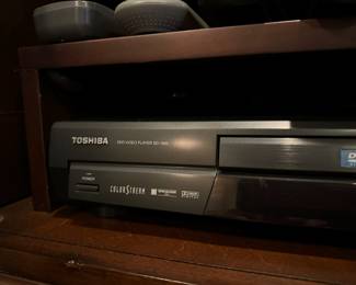 #84	Toshiba DVD Video Player SD-1600	 $ 12.00 																							