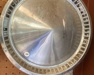 Another vintage hubcap