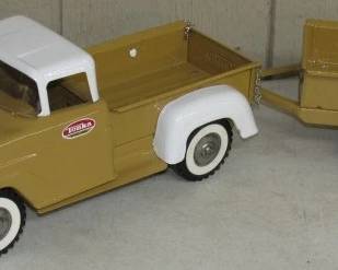1960's Tonka Farm Truck w/Trailer