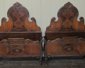 Pair of Walnut Twin Size Beds w/Rails & Slats 