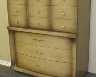 1960's Blonde Chest