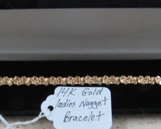 14K Gold Ladies Nugget Bracelet