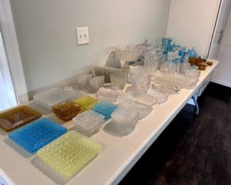 Cut glass, depression glass, Fenton Clear Daisy and Button Fan/Plate, Eapg Hobbs Brockunier Daisy & Button