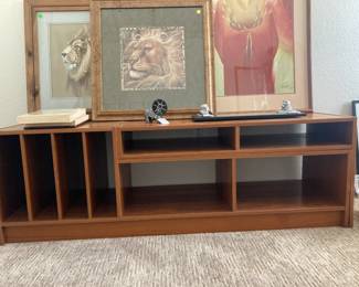 Mid Century two piece stereo/tv stand, Lion art work
