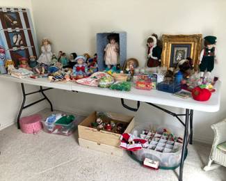 Lots of dolls  and Christmas decorations