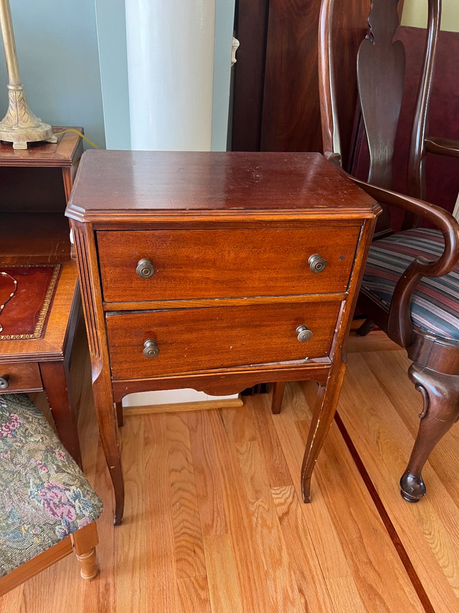 ESTATE SALE BY COLLEEN in Penfield, NY starts on 5/3/2024