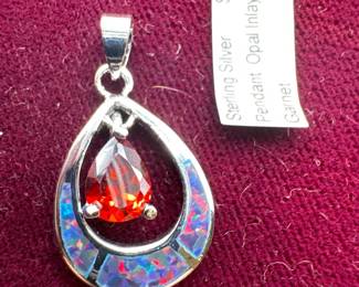 Pendant opal inlay red stone