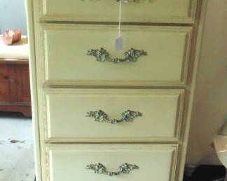 Five-drawer painted chest.