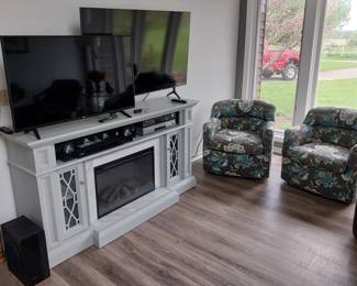 Vizio 42” TV, Samsung 55” smart TV, LG 43” TV, Samsung 3D blu ray surround system, Samsung DVD player, swivel rocker chairs, electric fireplace