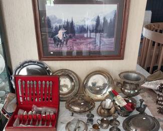 Oneida stainless flatware, silver serving ware