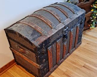 Antique Barrel or Hump Back Trunk