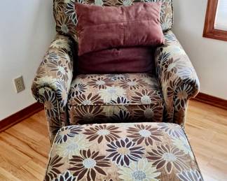Upholstered Casual Chair with Matching Ottoman; Decorative Pillows