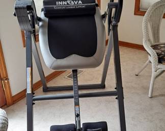 Innova Lumbar Support Fitness Machine (like new)