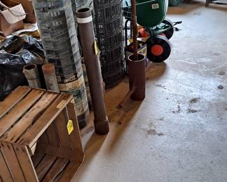 Crates; Fencing; Fertilizer / Spreader, etc.