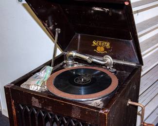Sonora Record Player
