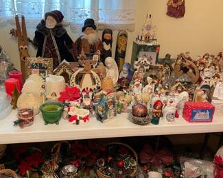 Room full of Christmas items from vintage to new priced to sell