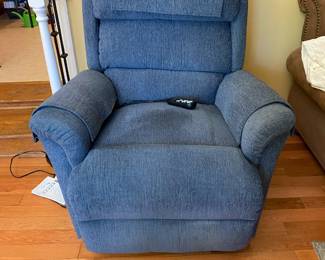 Large Lift Chair by UltraComfort                      
 UltraComfort UC559 Polaris Large Zero Gravity Powered Lift Recliner
