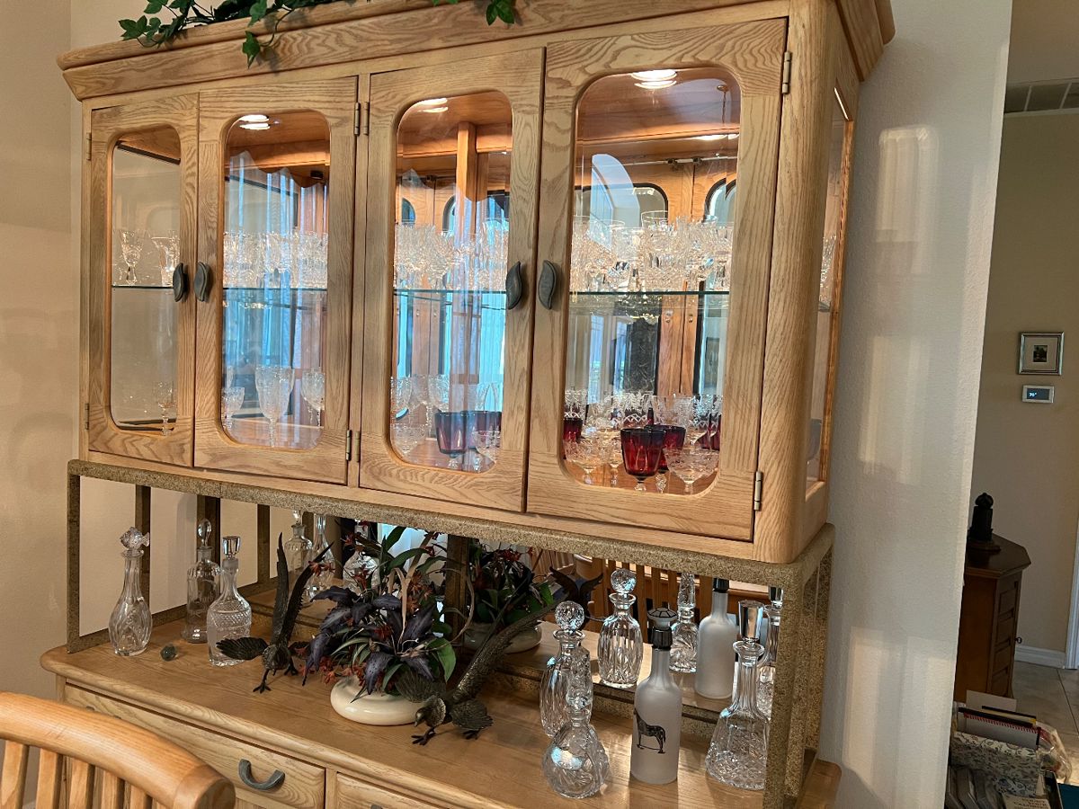 Hathaway Estate Sales Mount Dora starts on 5/3/2024