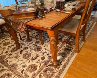 dining table w/6 chairs & leaf