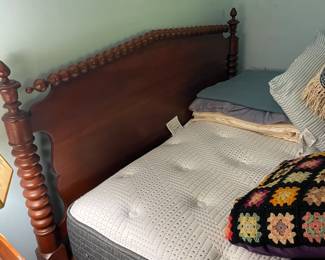 Heavy turned spool bed,