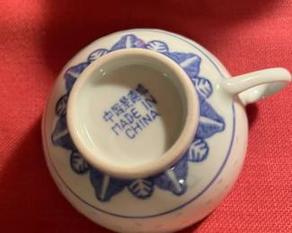 Large selection of vintage Chinese blue/white rice grain rice bowl translucent, made in China.