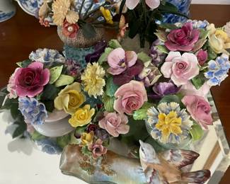 CAPIDAMONTE FLORAL ARRANGEMENTS.