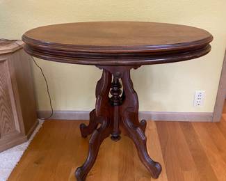 Oval Victorian Accent Table