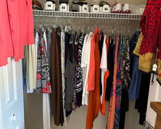 Ladies clothing sizes 10 - 14