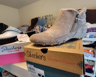 shoes new in box sizes 7 to 8