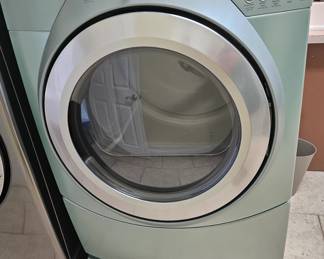 Whirlpool steam dryer