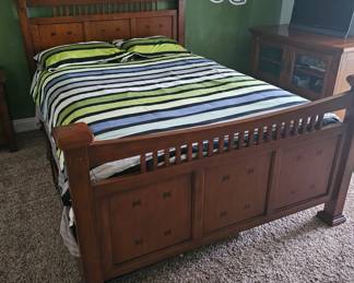 Full bed, mattress & box