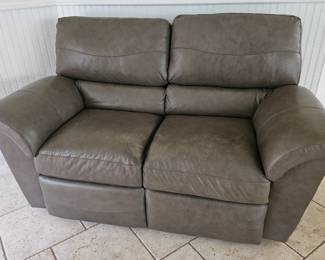 La Z Boy leather loveseat recliner