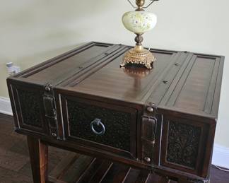 nice end table